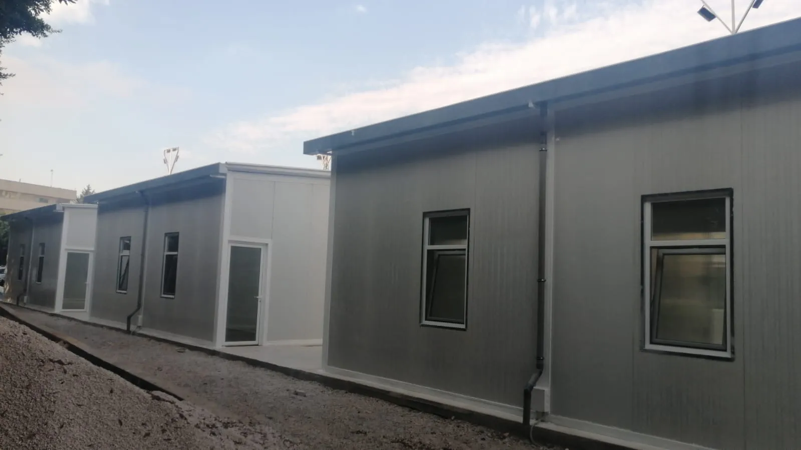 Installation of Steel Booths with Demountable Walls – Sin El Fil