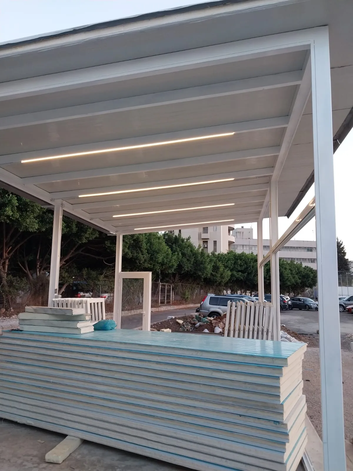 Installation of Steel Booths with Demountable Walls – Sin El Fil
